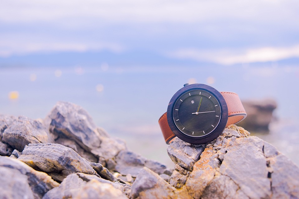 Pourquoi investir dans les montres de luxe peut être rentable ?
